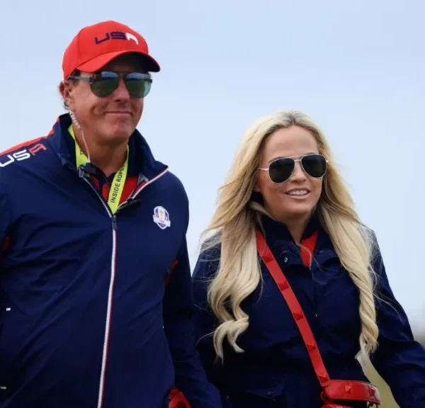 Evan Samuel Mickelson – Simple Bio, Family Background, Life Journey & Personal Profile