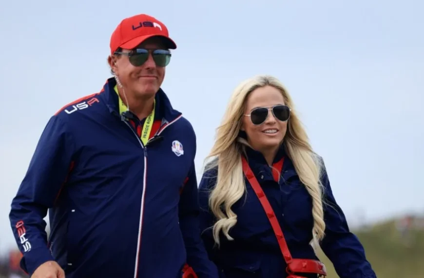 Evan Samuel Mickelson – Simple Bio, Family Background, Life Journey & Personal Profile