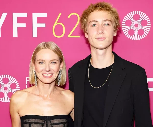 Sasha Schreiber Biography: Simple Life, Family Background, and Complete Profile